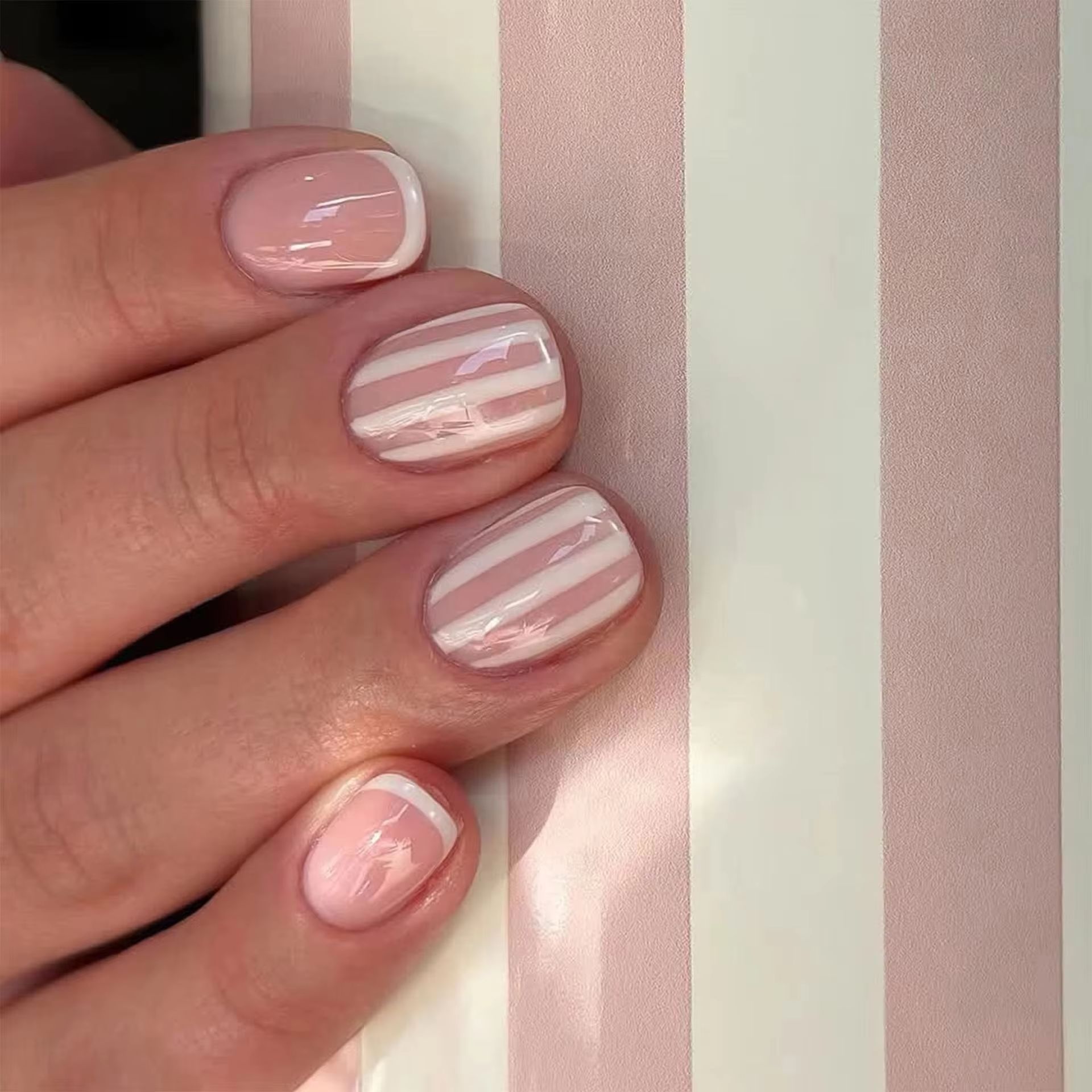 Nail Art Simple - 24 adet Basit Beyaz Fransız Takma