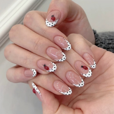 24 Adet Badem Şeklinde Takma T - Nail Art Simple incelemesi ve fiyatı